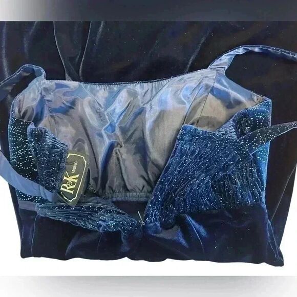 R&K formal velvet dress with matching bolero jacket. Sparkles at the bust. - Picture 11 of 11